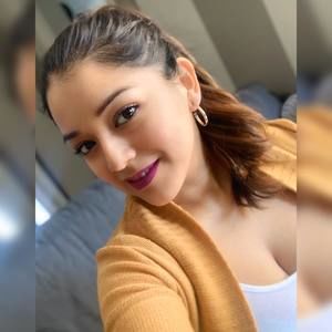 Meet your Posher, Elizabeth